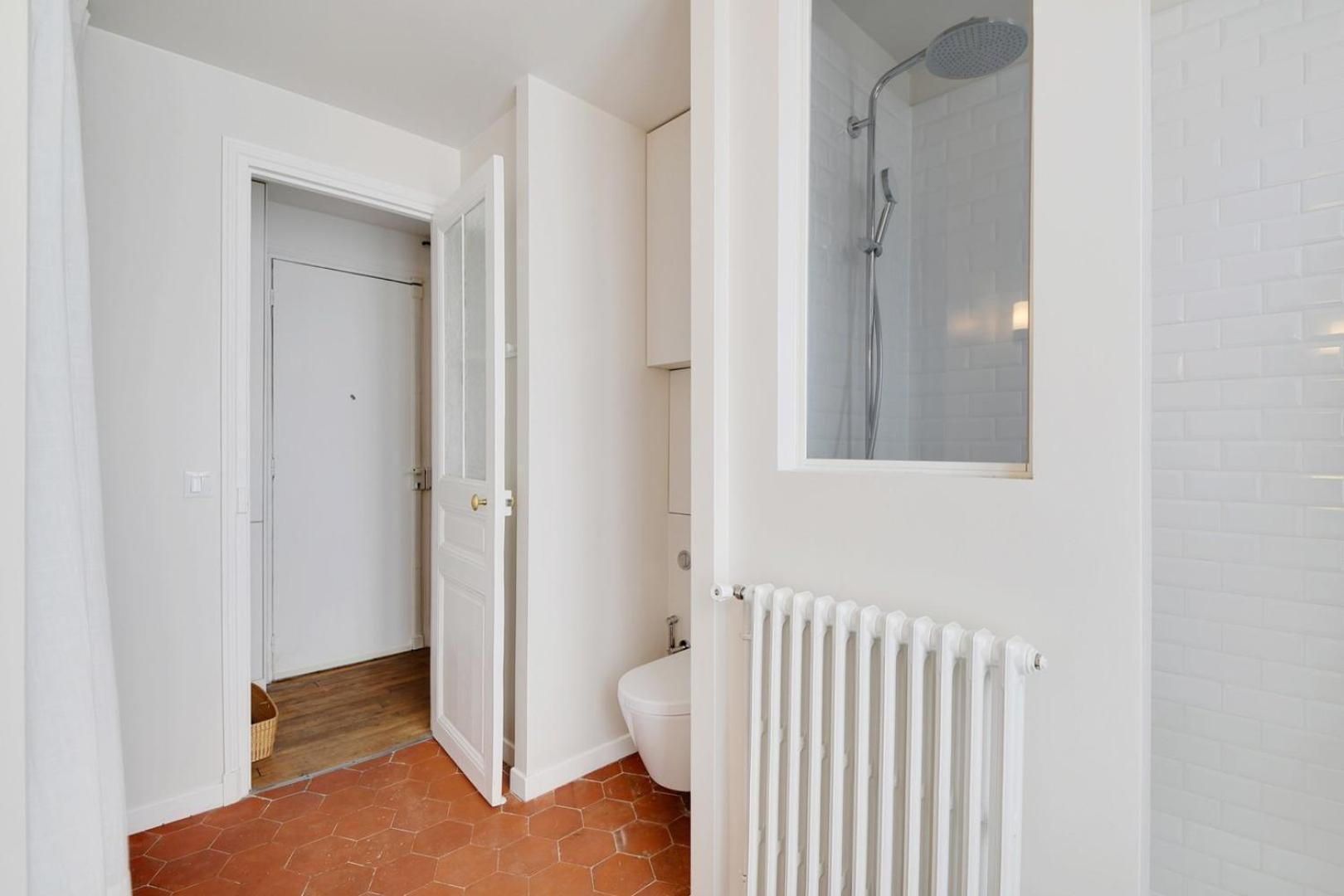 Guestready - Parisian Elegance In The 19th Arr. Apartment