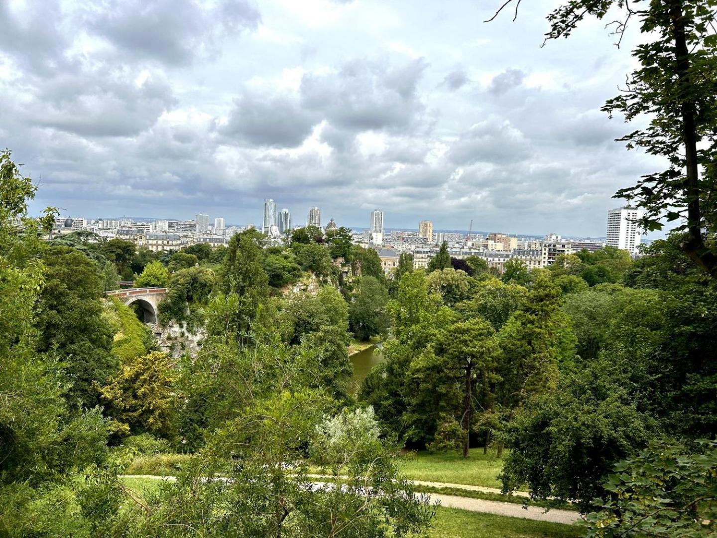 Guestready - Parisian Elegance In The 19th Arr. Apartment